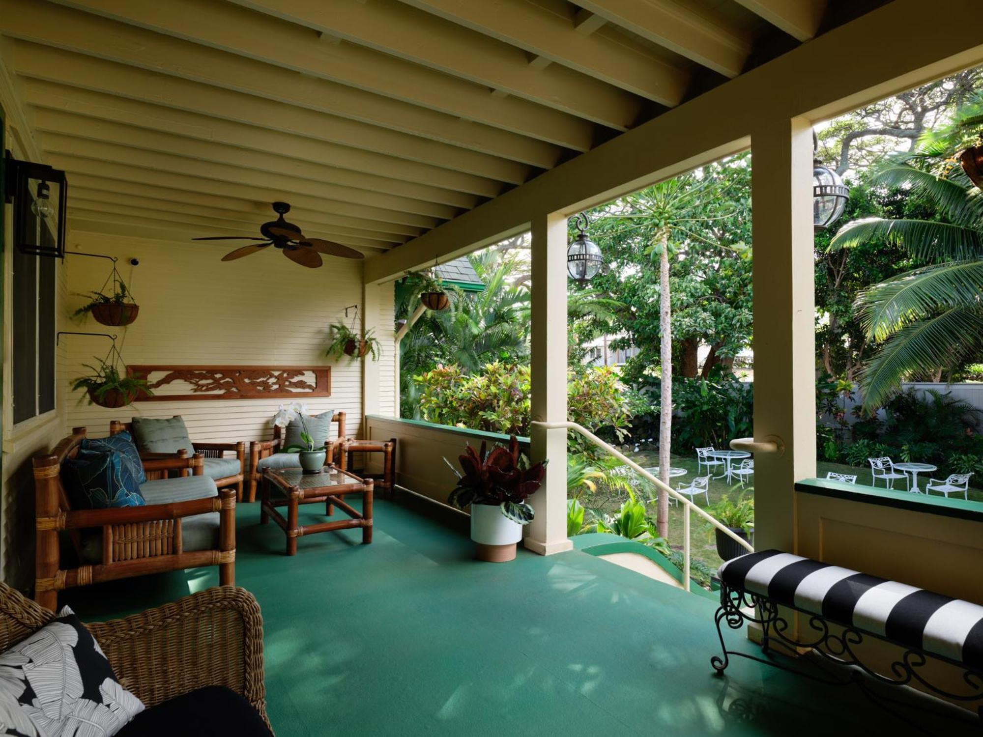 The Historic Wailuku Inn Maui Exterior photo