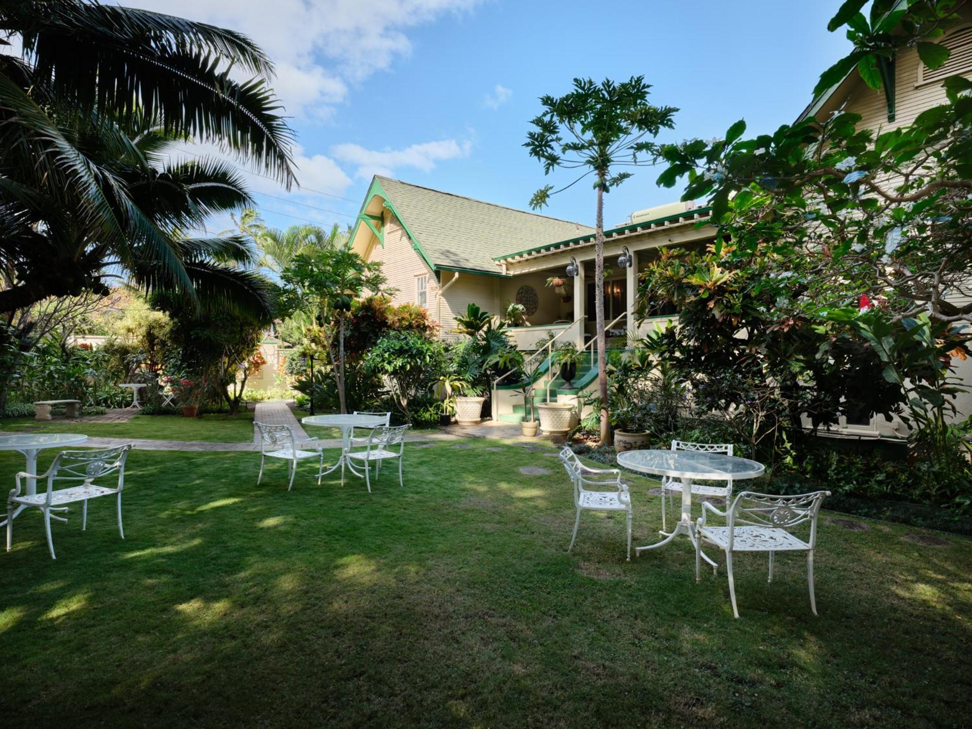 The Historic Wailuku Inn Maui Exterior photo