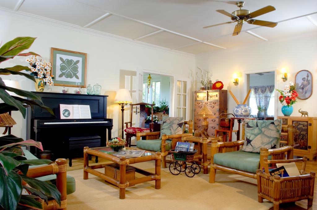 The Historic Wailuku Inn Maui Exterior photo